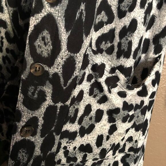 Black Leopard Button Down Long Sleeve Cardigan - Picture 2 of 7